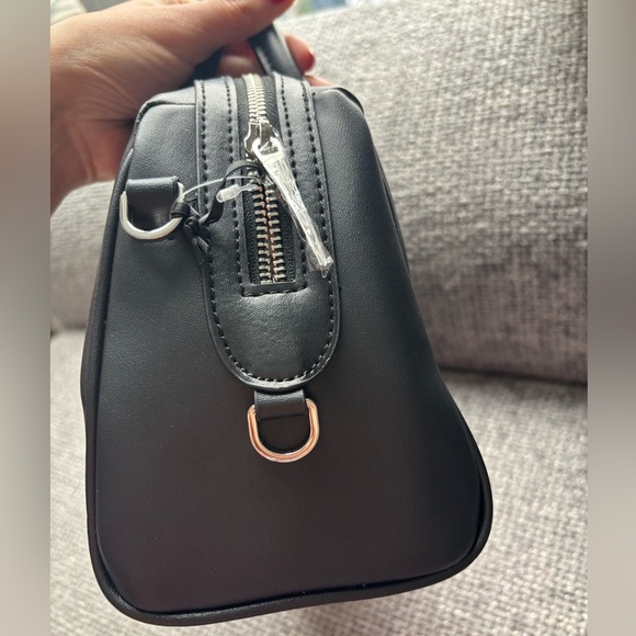 BNWT Matt & Nat Vegan Leather Satchel ! - Picture 3 of 11